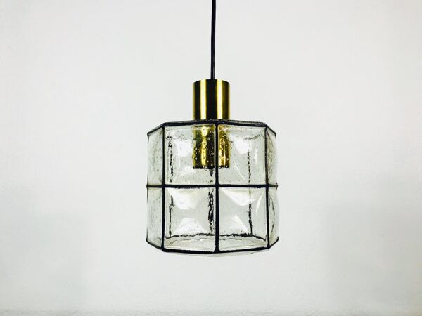 Lampe à suspension en fer et verre de Glashtte Limburg, années 1960