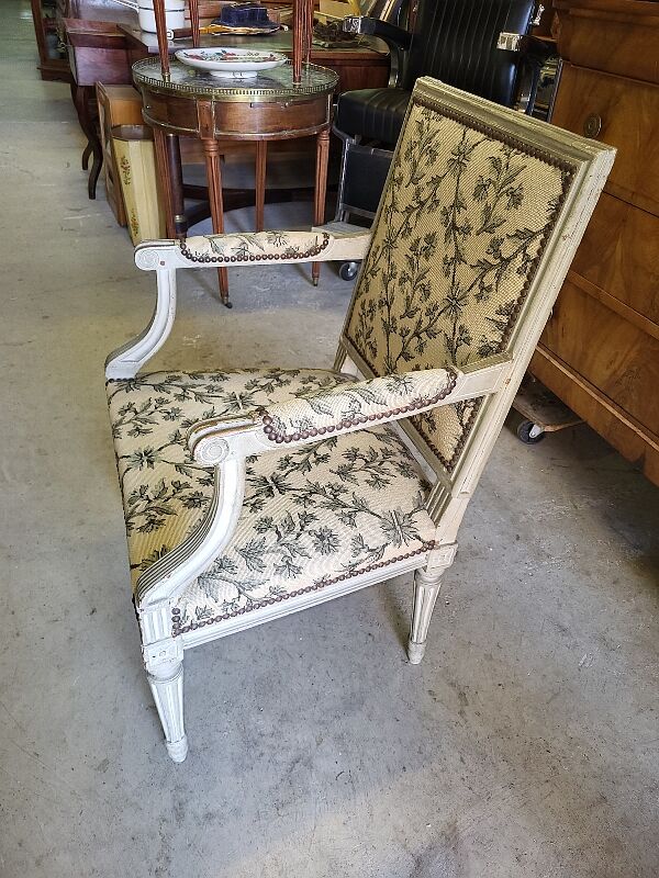 Armchair Louis XVl gray of the XlX th siecle