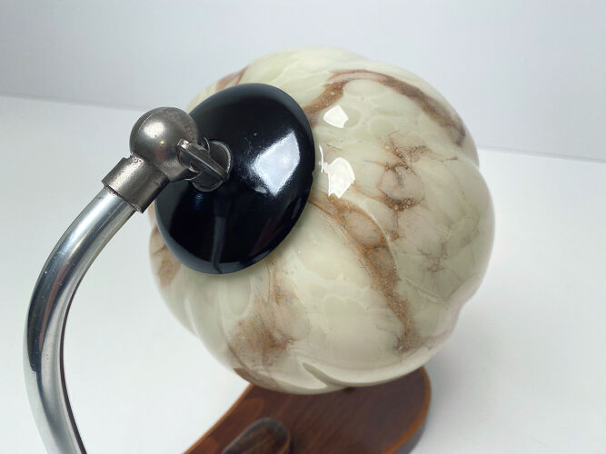 lampe de table vintage art deco bauhaus, années 30, opaline marbré bois