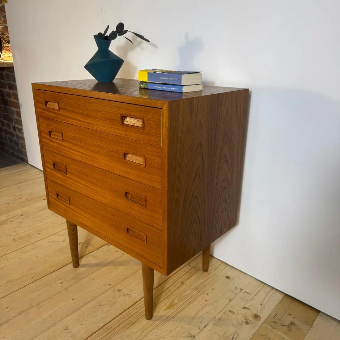 Vintage teak chest of drawers with four drawers – mid-century Scandinavian design