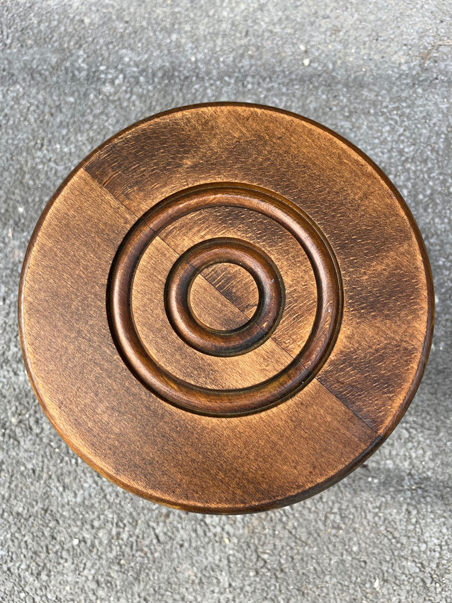 Tripod stool