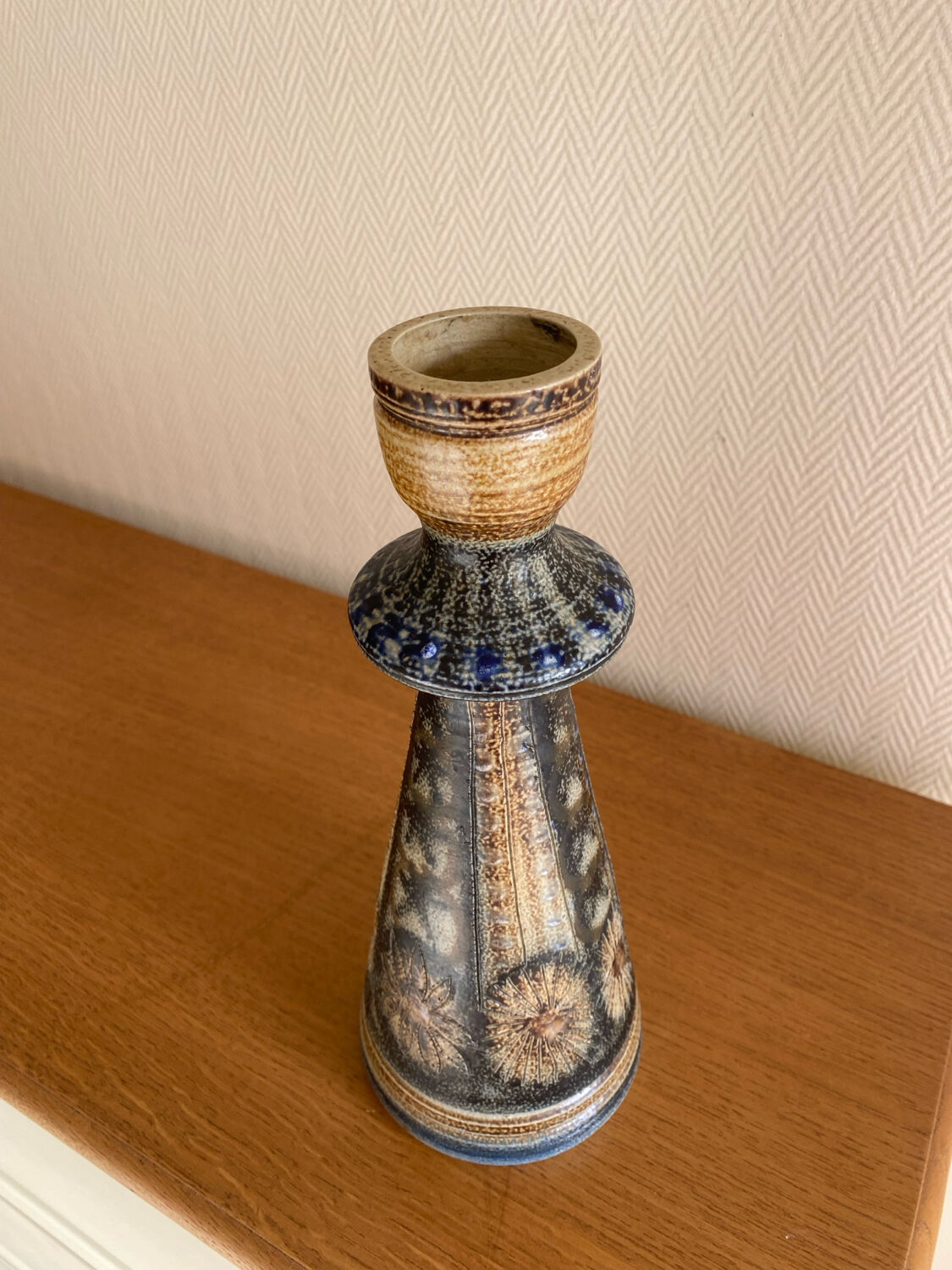 Bougeoir en gres de sel signé Jean-Claude courjault Keraluc Quimper