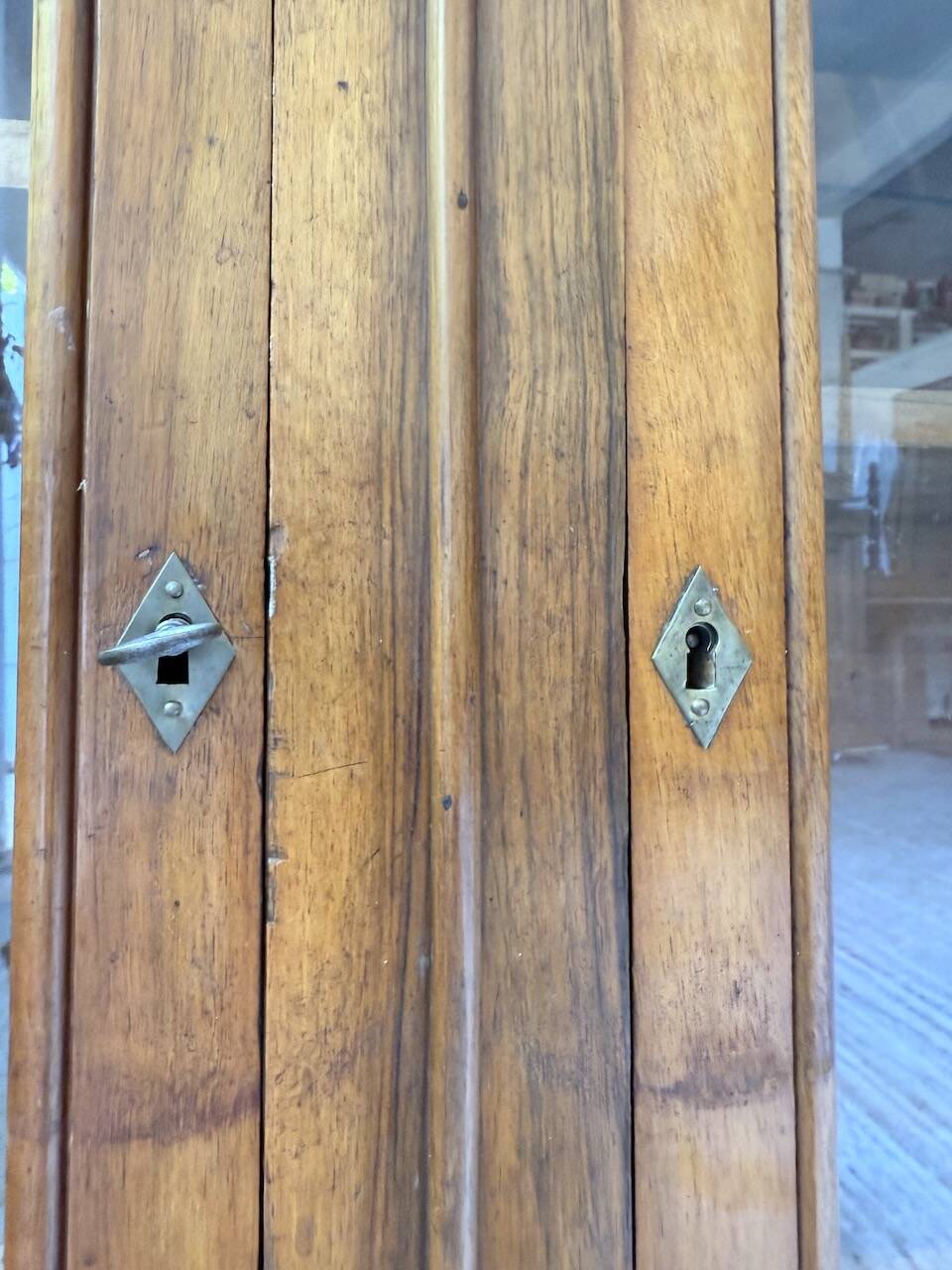 Glass-fronted walnut library 1900