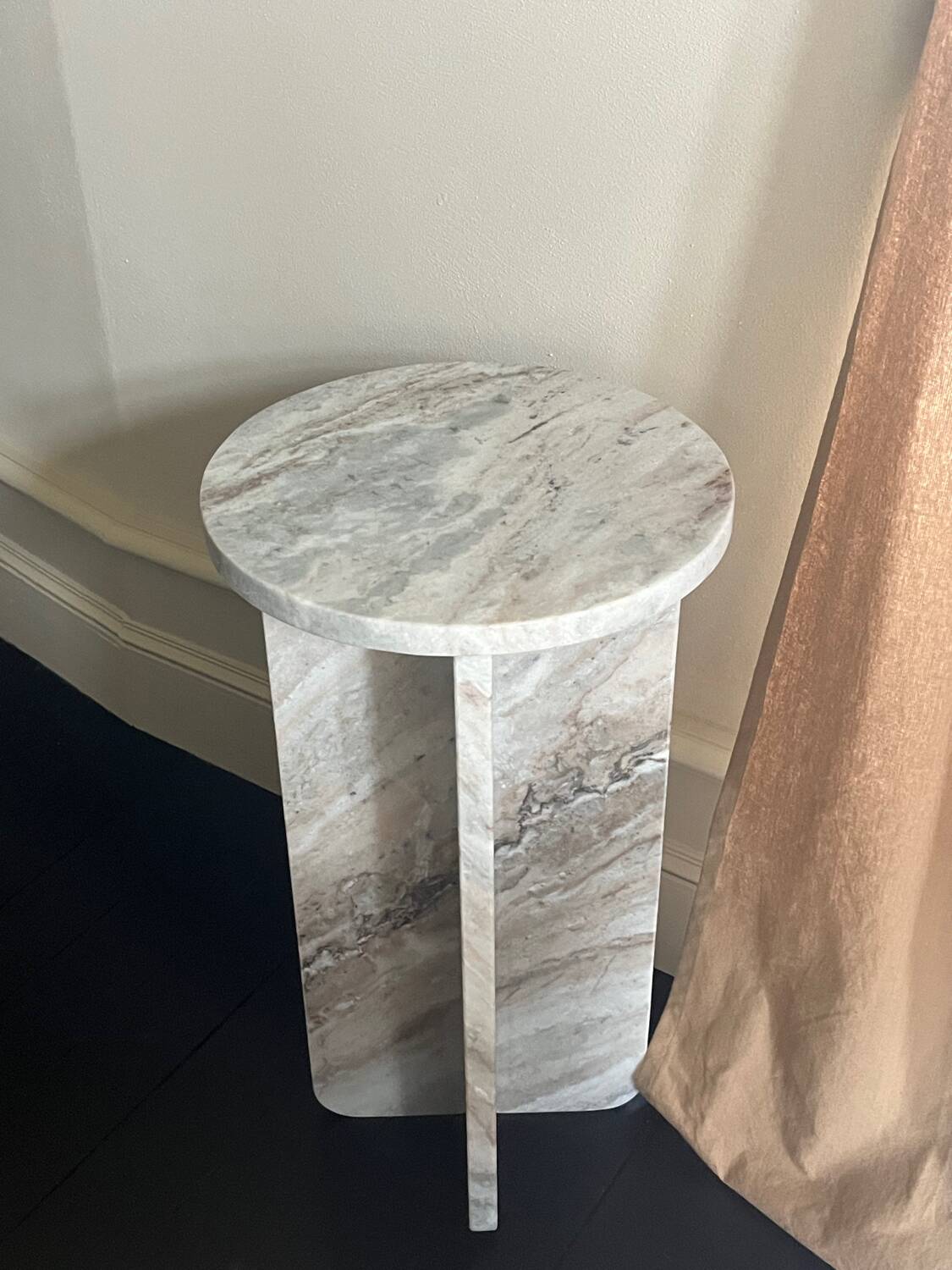 Table d'appoint en marbre