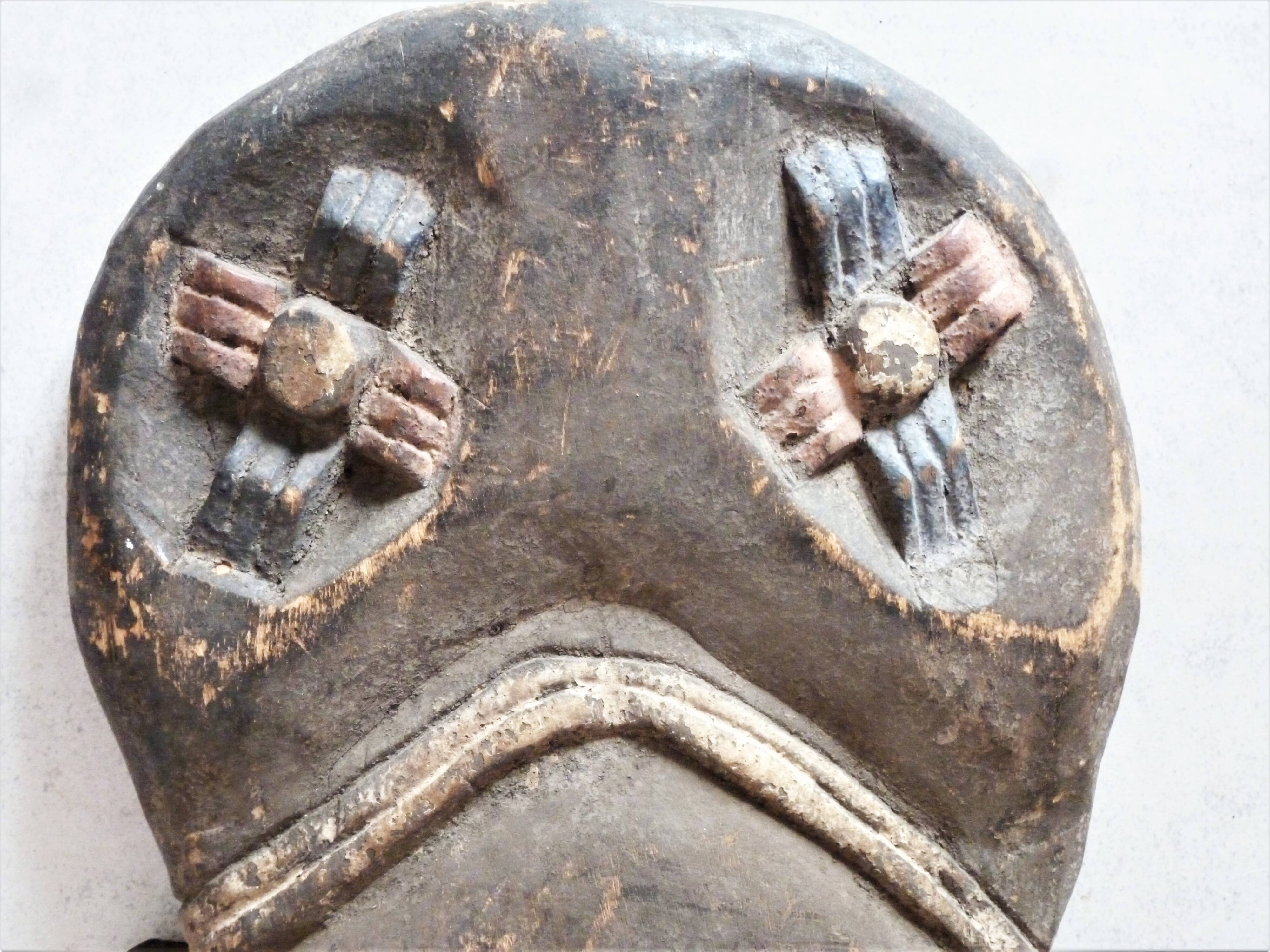 African mask, Hand-carved African wooden mask.