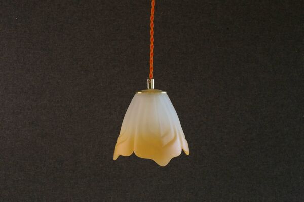 Plafonnier français ancien en verre opalescent et orange, suspension française - vers 1960