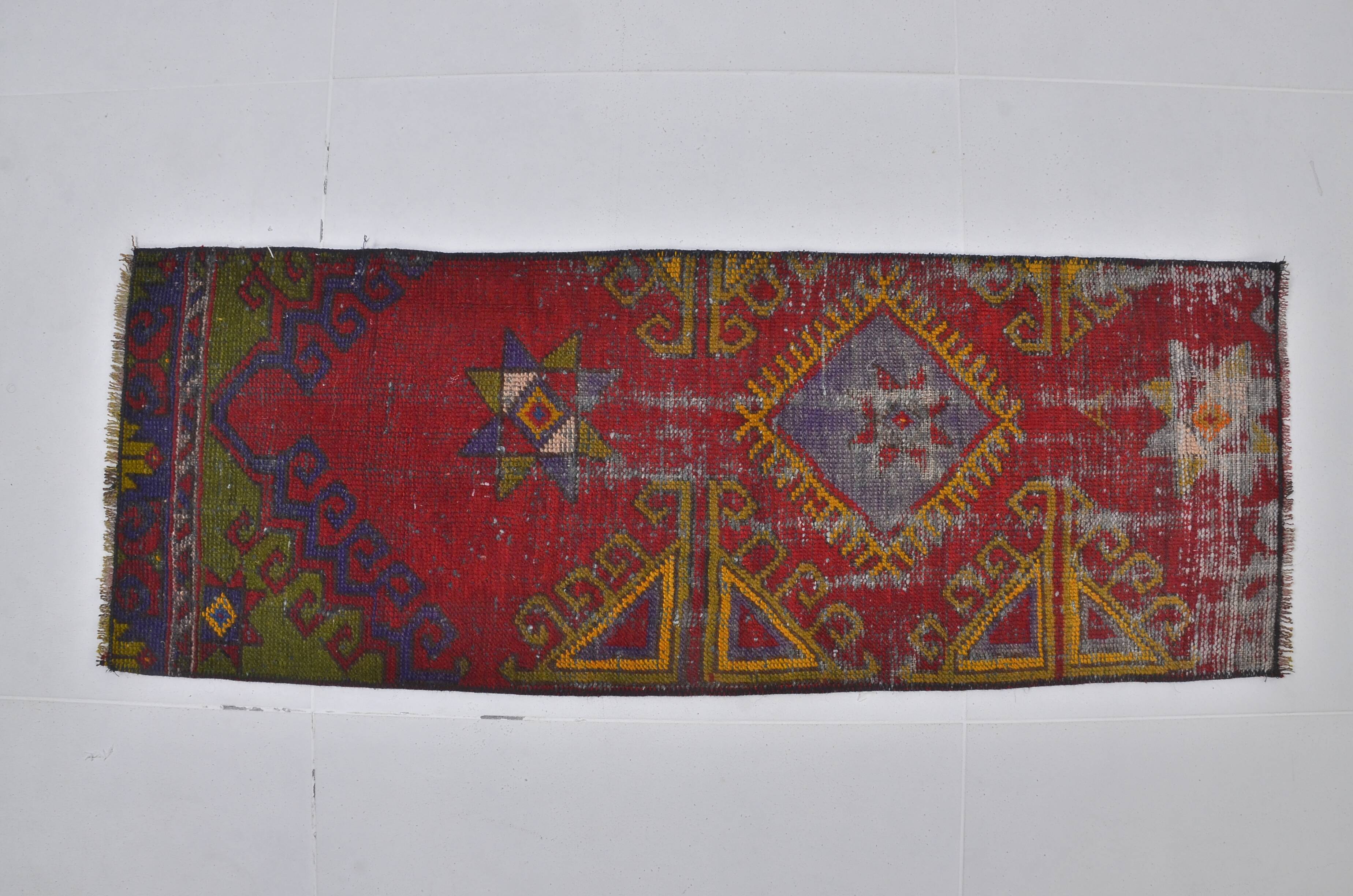 Small Antique Vintage Carpet sku 3983