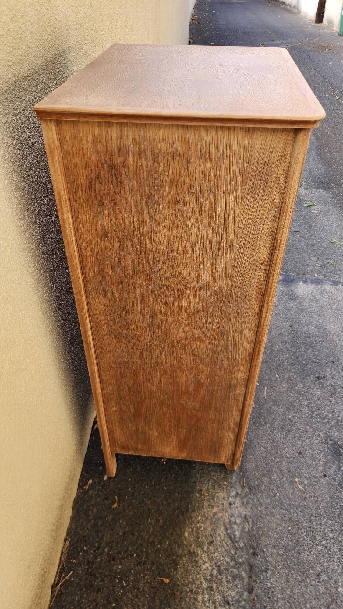 Vintage 1950s oak chest of drawers with 6 drawers.