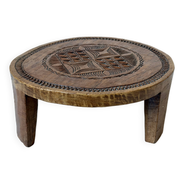 Pièce monoxyle en bois massif sculpté main