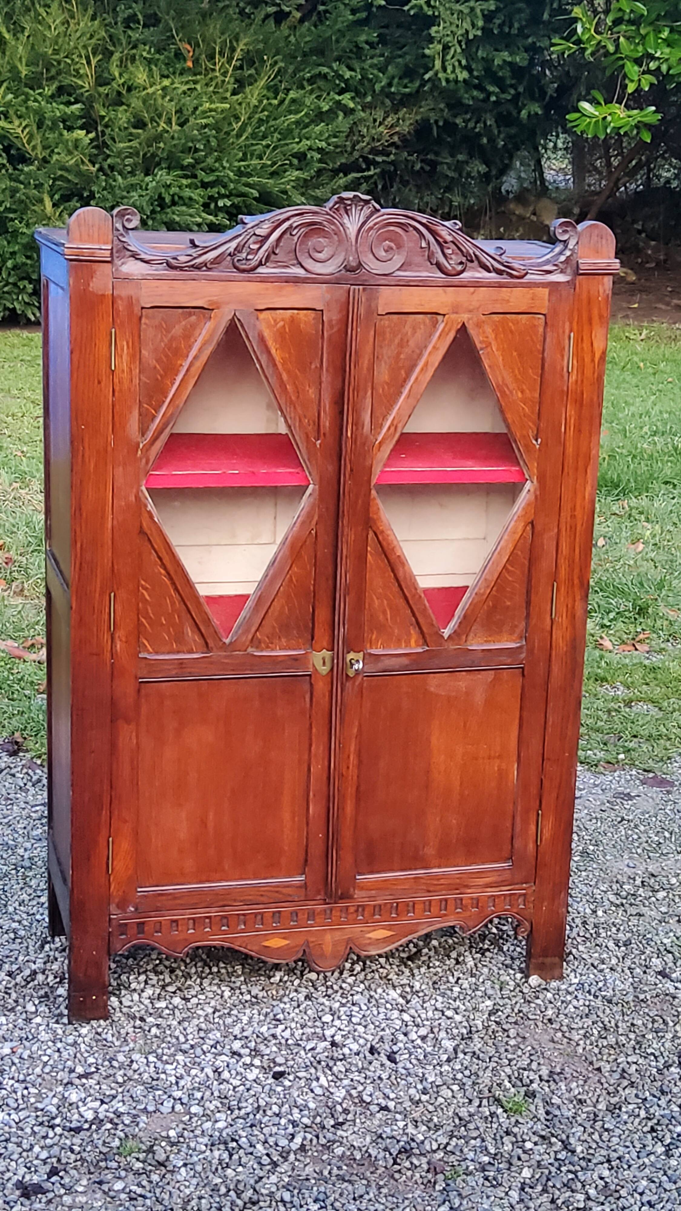 Library in solid oak and walnut, late 19th century