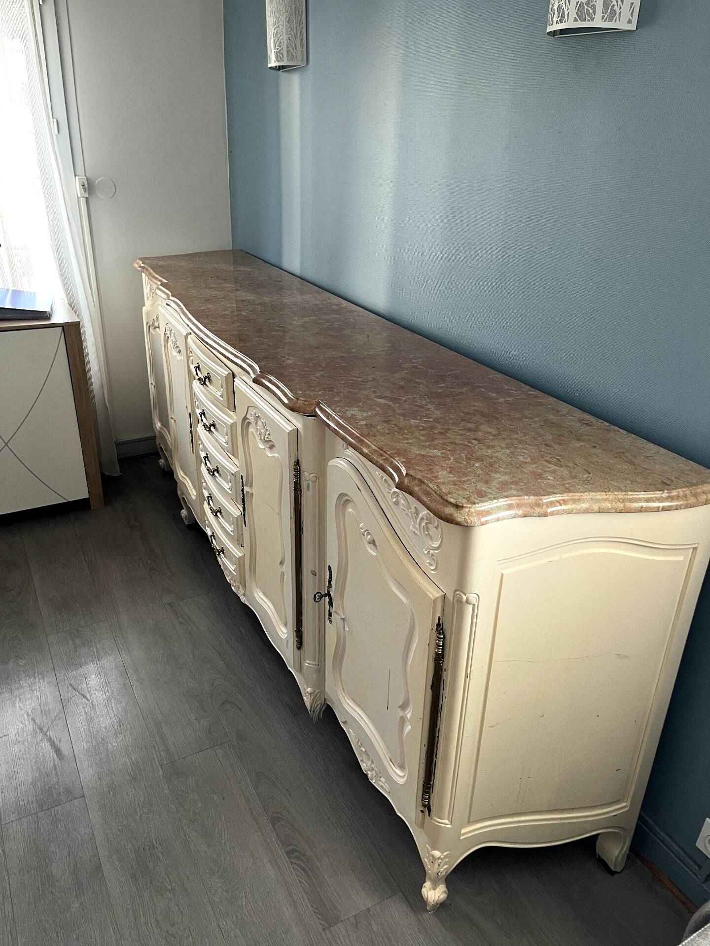 buffet de style Louis XV