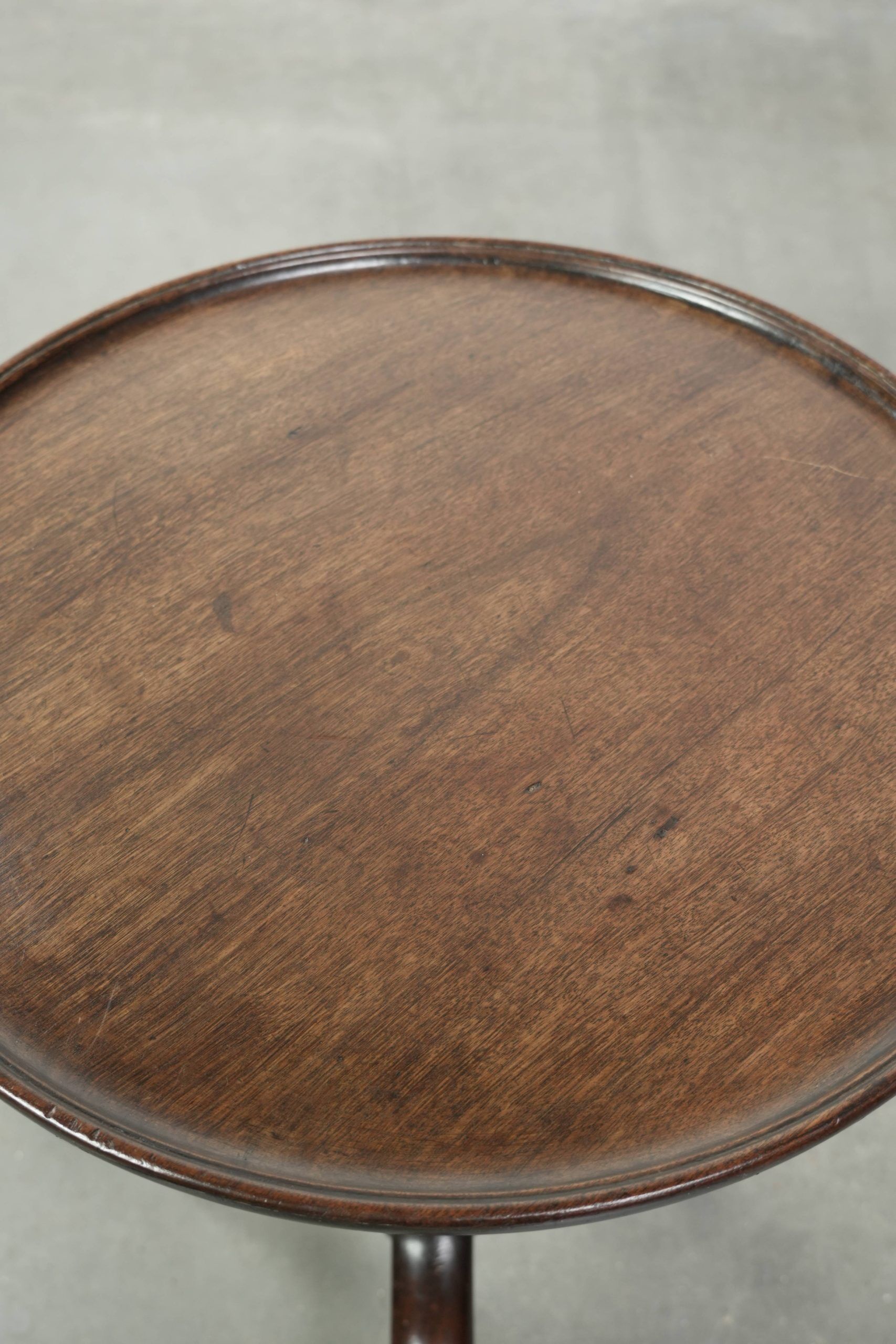 Charming antique English round side/wine table from the 19th century