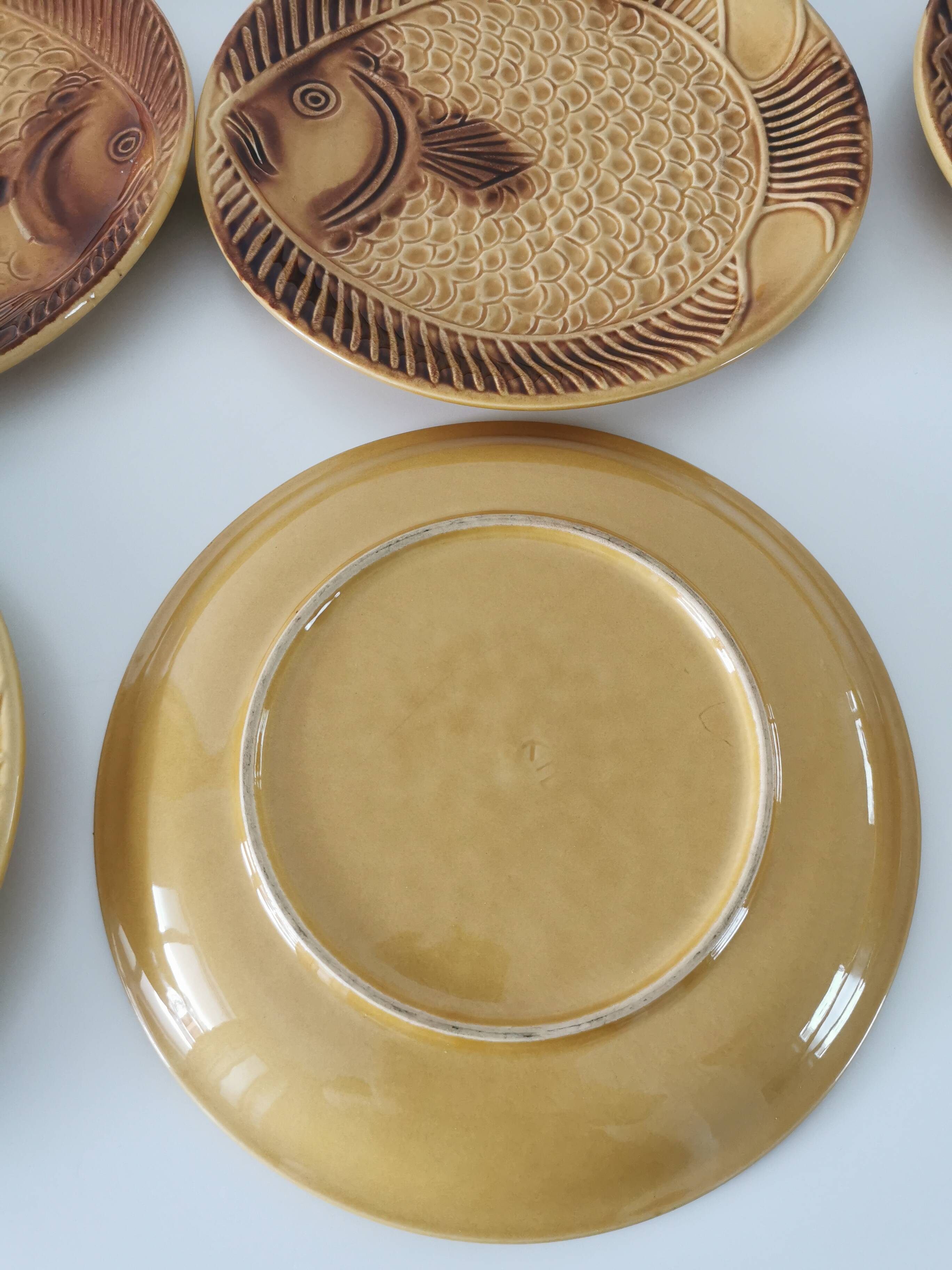 Set of 6 Vintage Fish Plates Set: 1970s KIL Yugoslavia Retro Serving Dishes