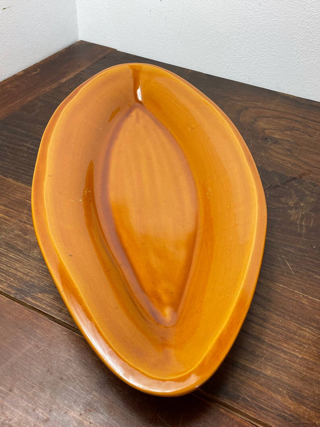 3 glazed ceramic dishes