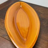 3 glazed ceramic dishes
