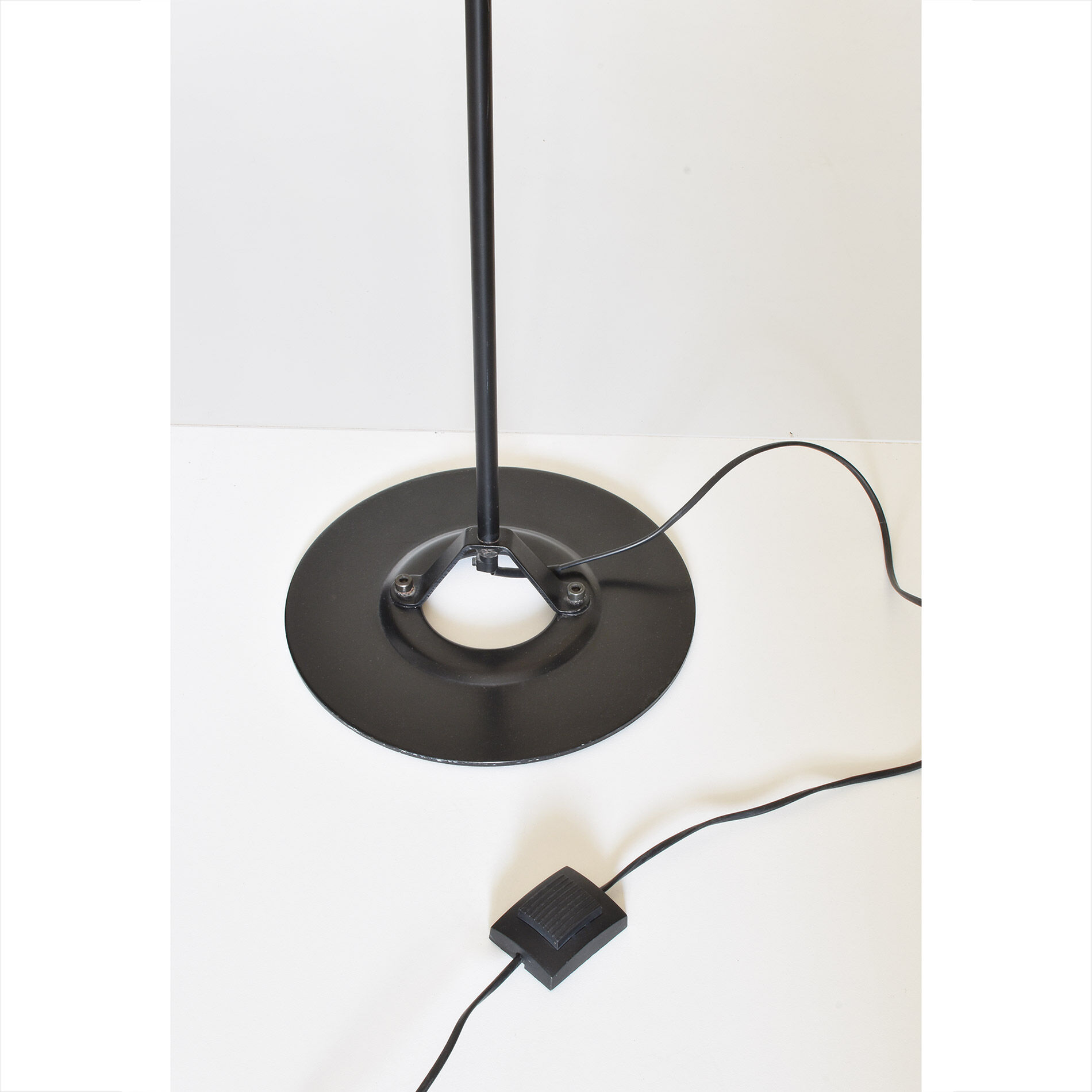 Lampadaire “Polifemo” Carlo Forcolini, édition Artemide 1980