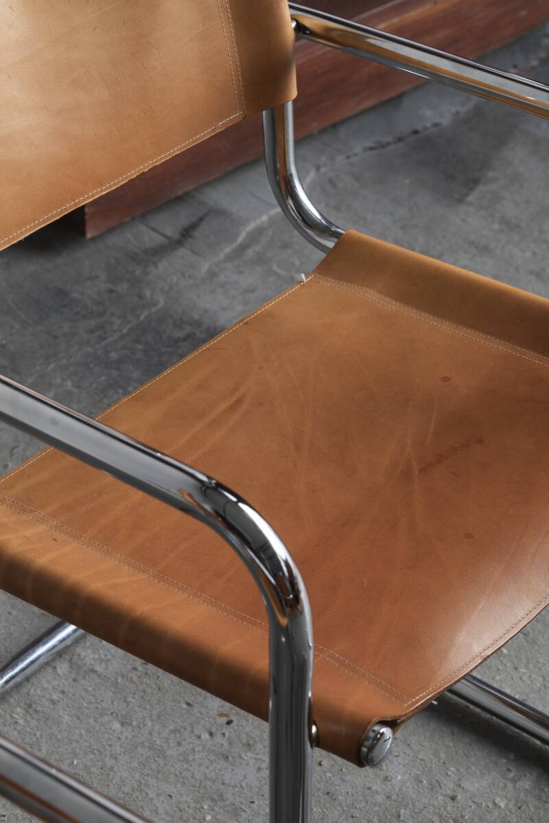 Set of 4 tubular dining chairs in Bauhaus style, in the manner of Marcel Breuer, 1970s