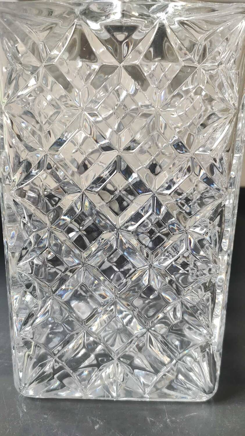 Whiskey decanter in bohemian crystal. boho-chic style. cross/diamond patterns. floral decor. high 25.5 cm
