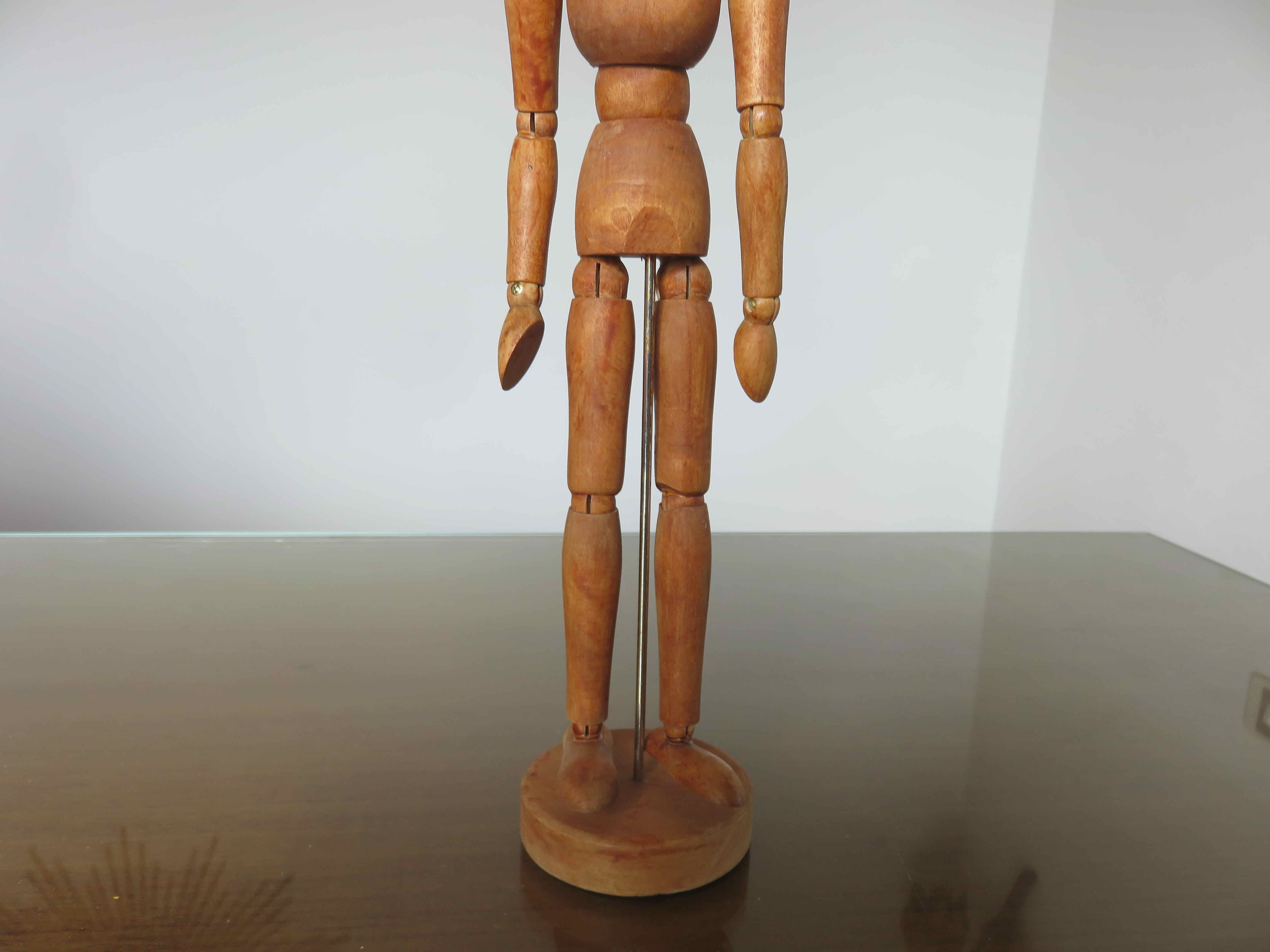 Articulated wooden mannequin 60s