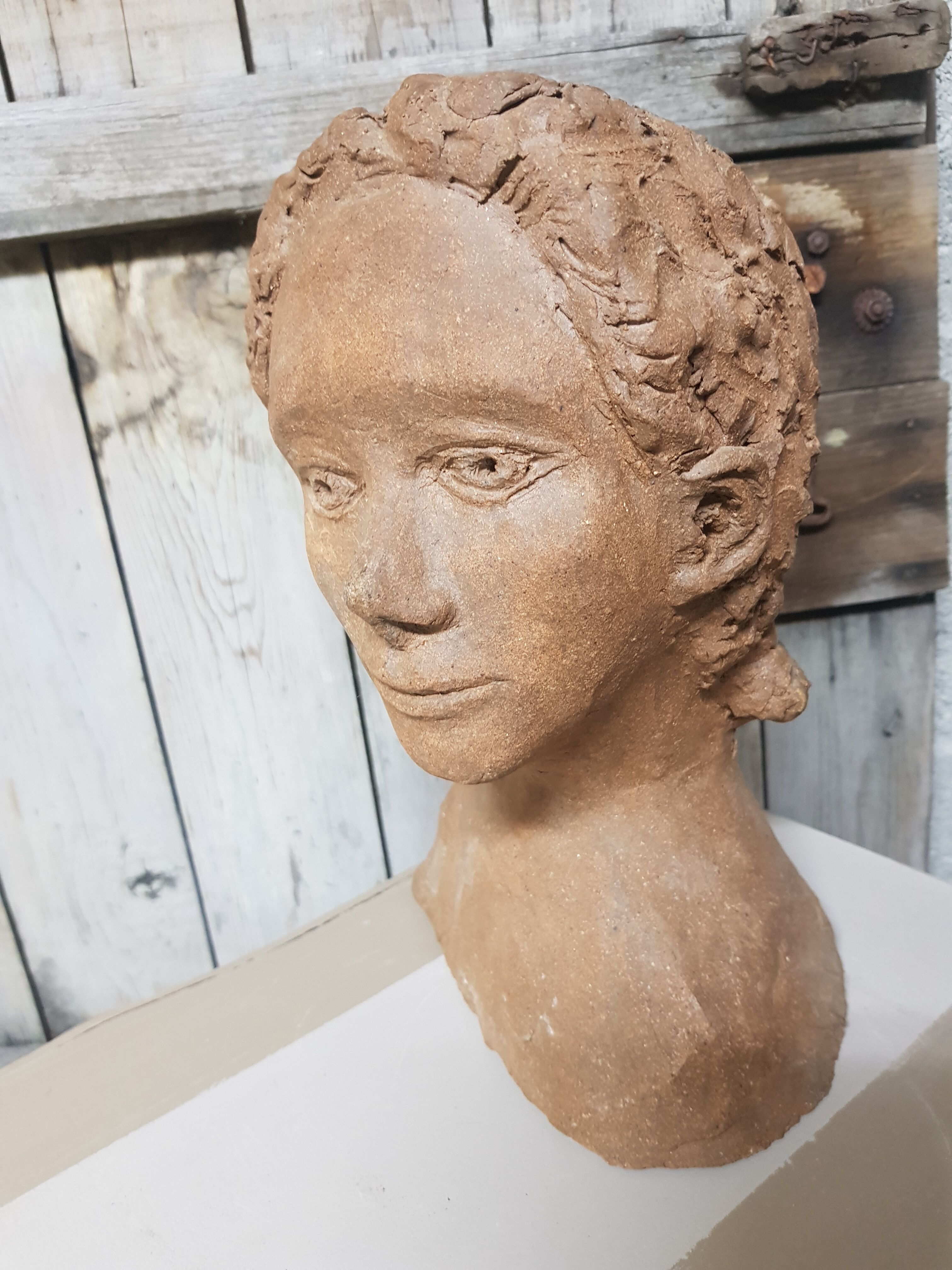 Bust woman