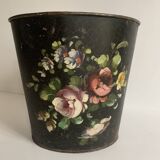 Napoleon III waste paper basket in black sheet metal and painted flowers, 19th century