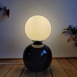 Vintage 1980 globe ball table lamp