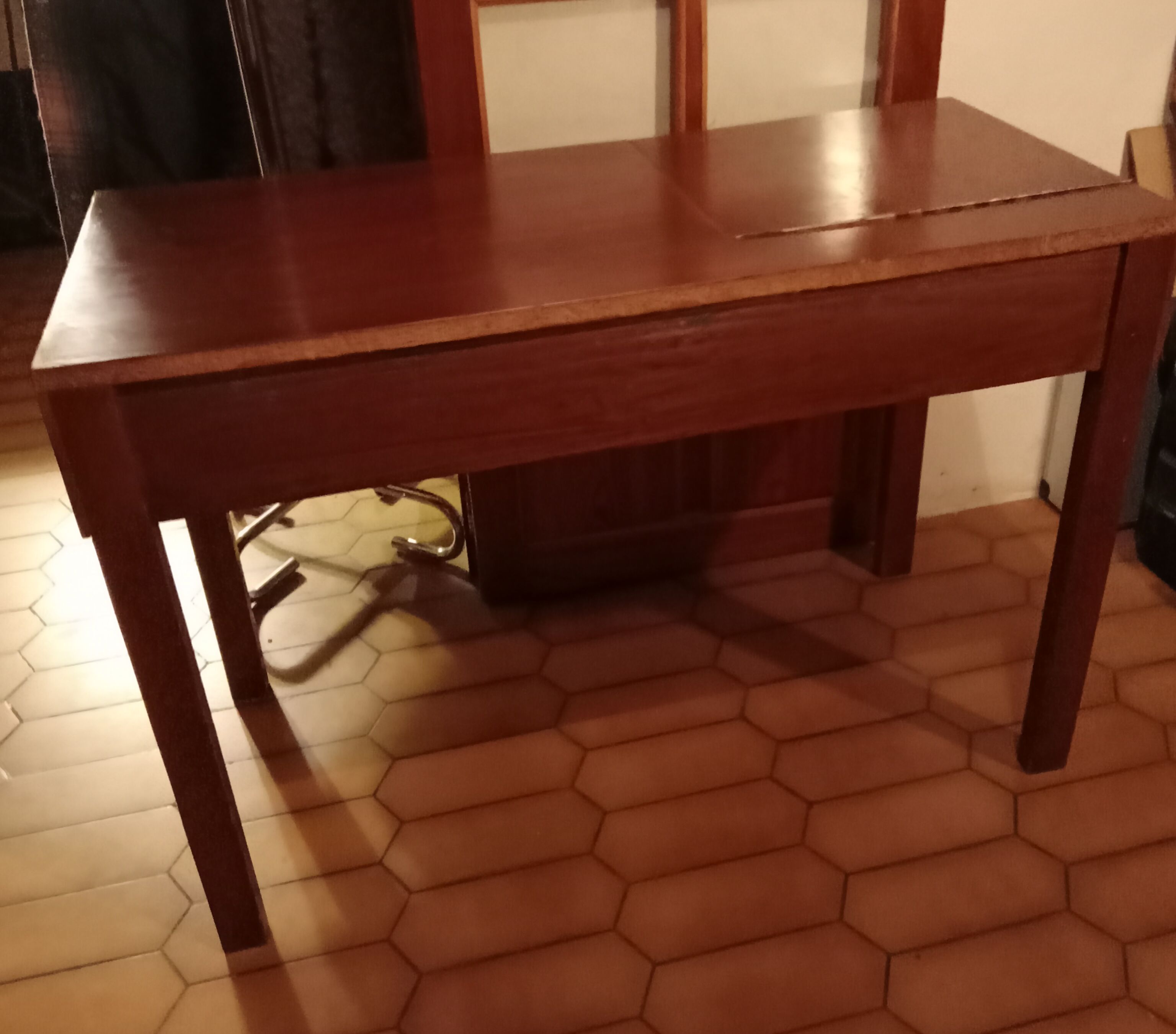 Hairdresser office 50s