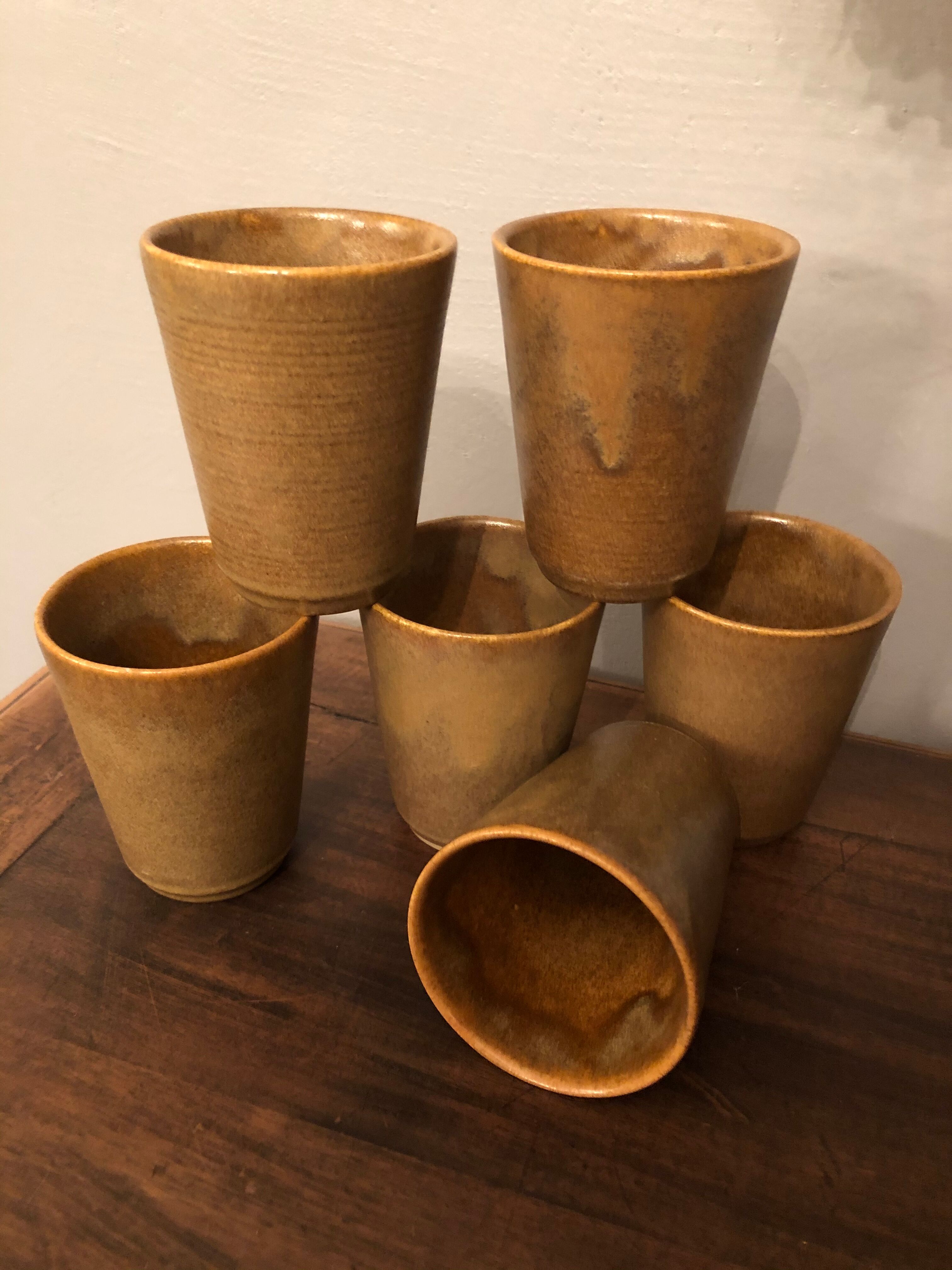 Set of 6 sandstone cups