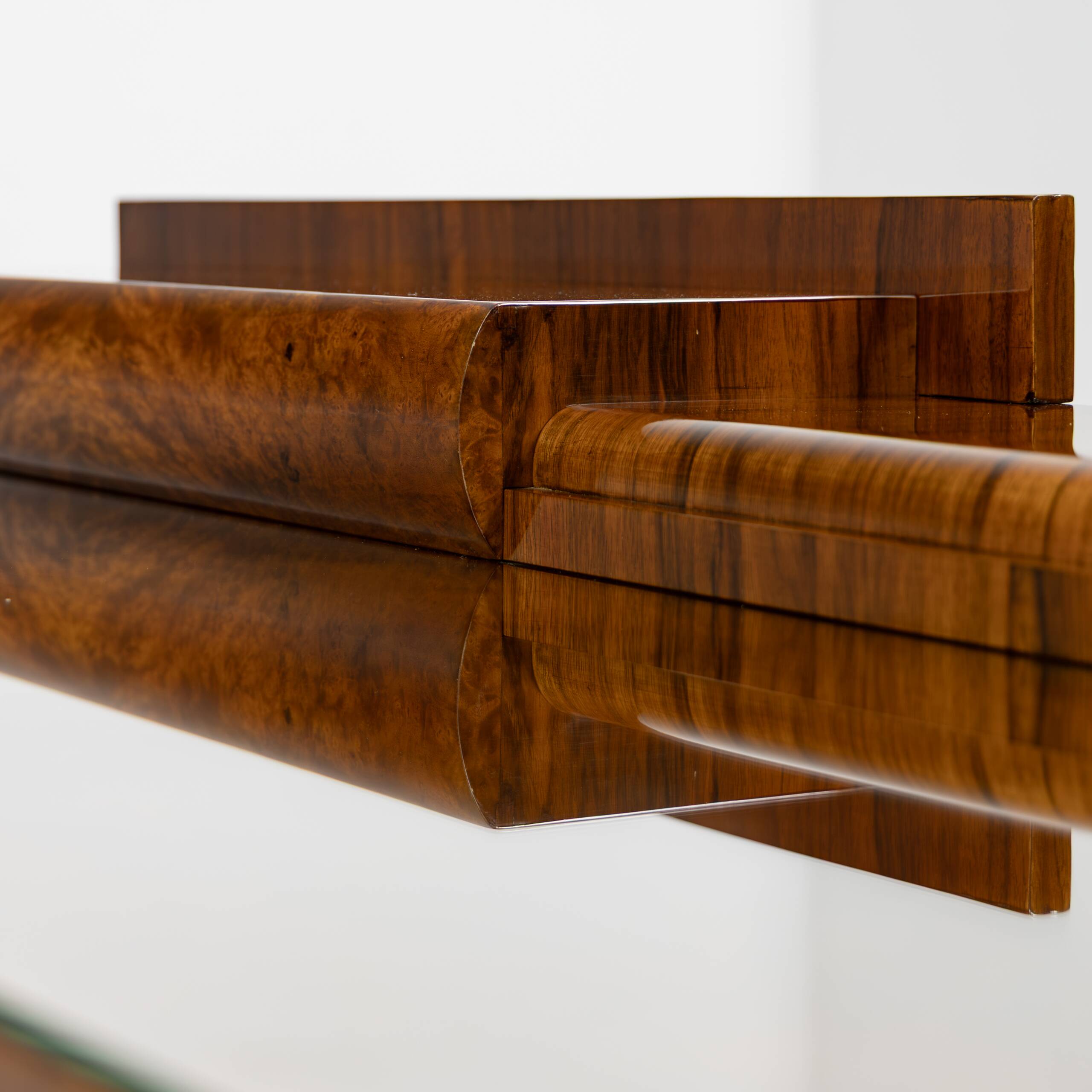 Art Deco Enfilade in walnut veneer - 1925-1939