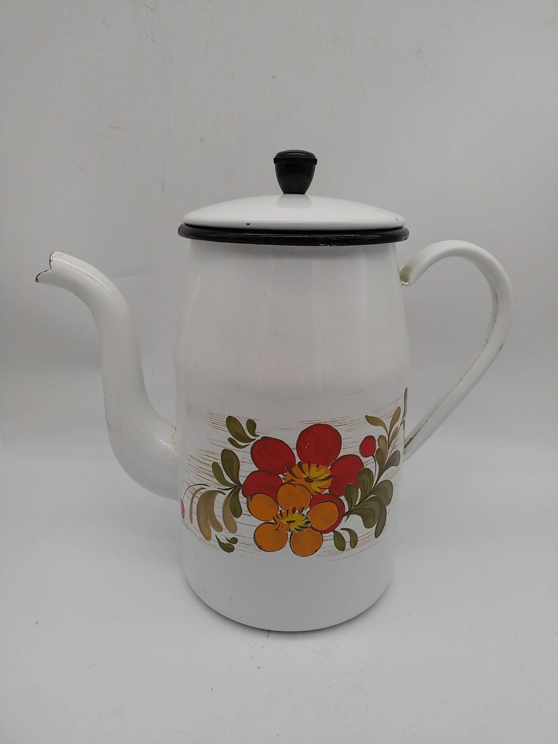 Enameled metal coffee maker