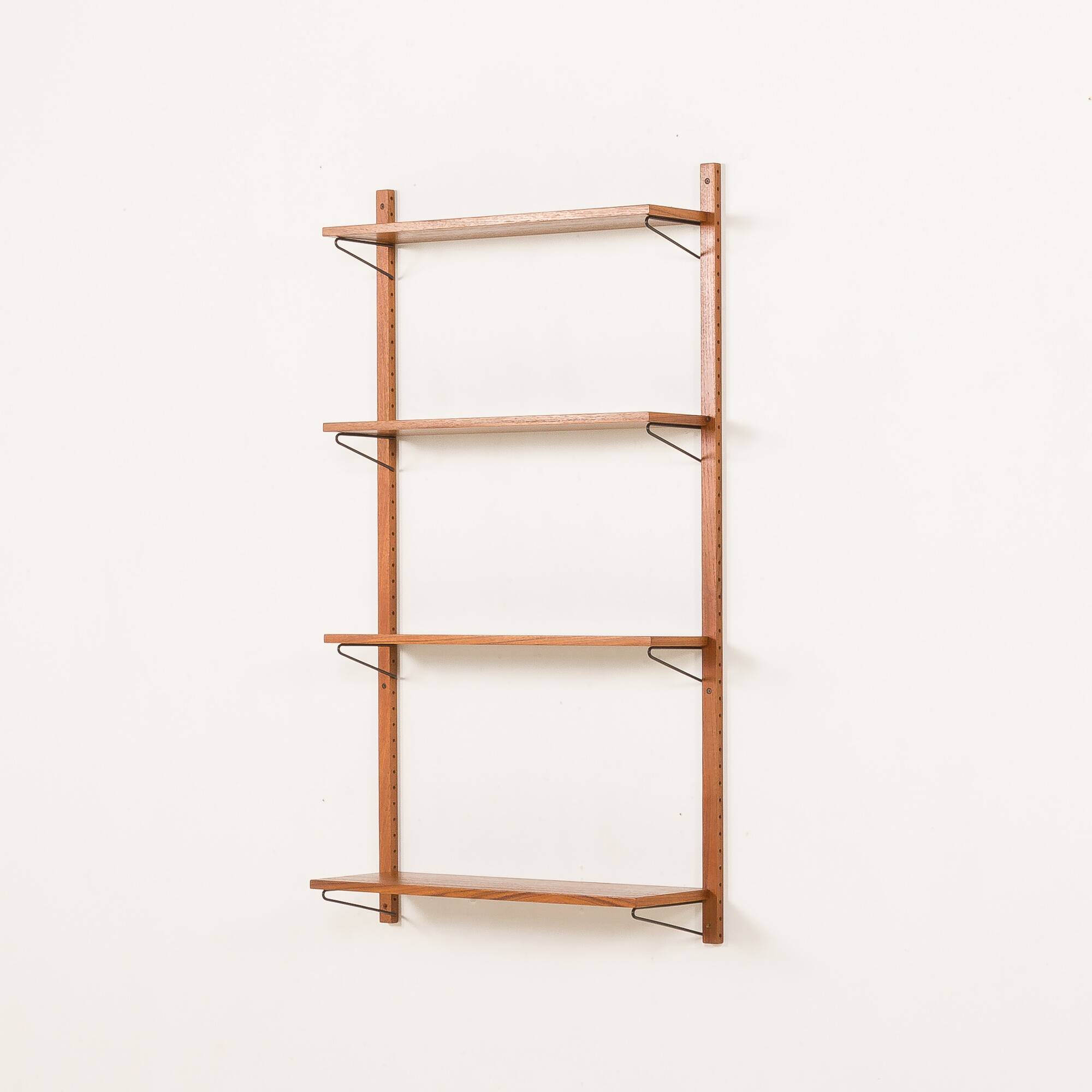 Étagères danoises en teck du milieu du siècle, lot de 4, années 1960