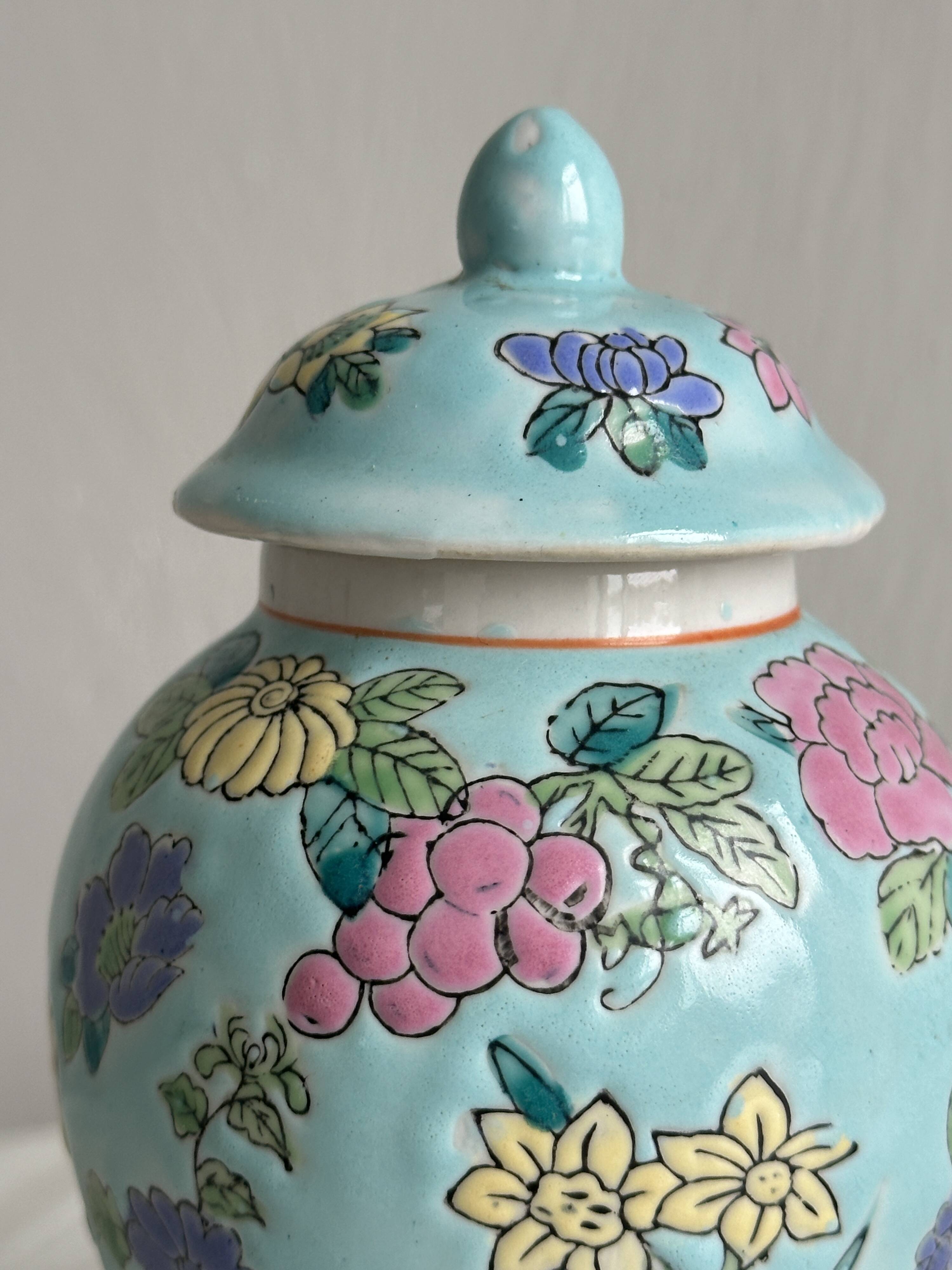 Small sugar bowl, spice jar