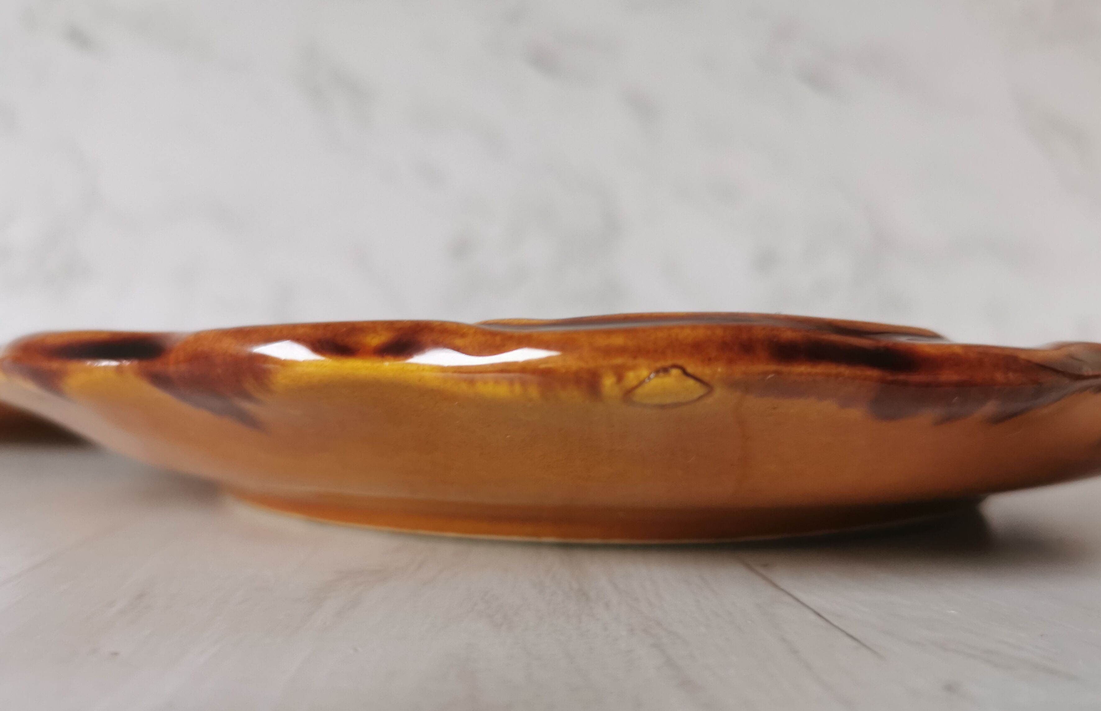 Vallauris oyster plates