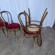 Set of 6 Vintage Bentwood Dining Chairs Set: 1970s , Red Uphols