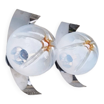 Pair of steel and opaline wall lights, Vittorio Mazzega design, vintage, 70s