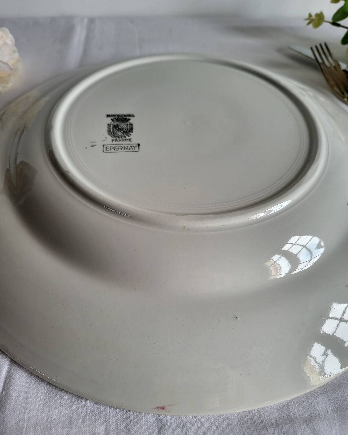 Large round serving platter sarreguemines, epernay model