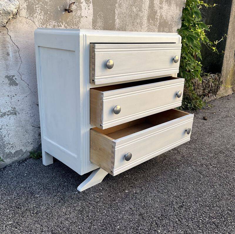 Commode en bois peint en blanc