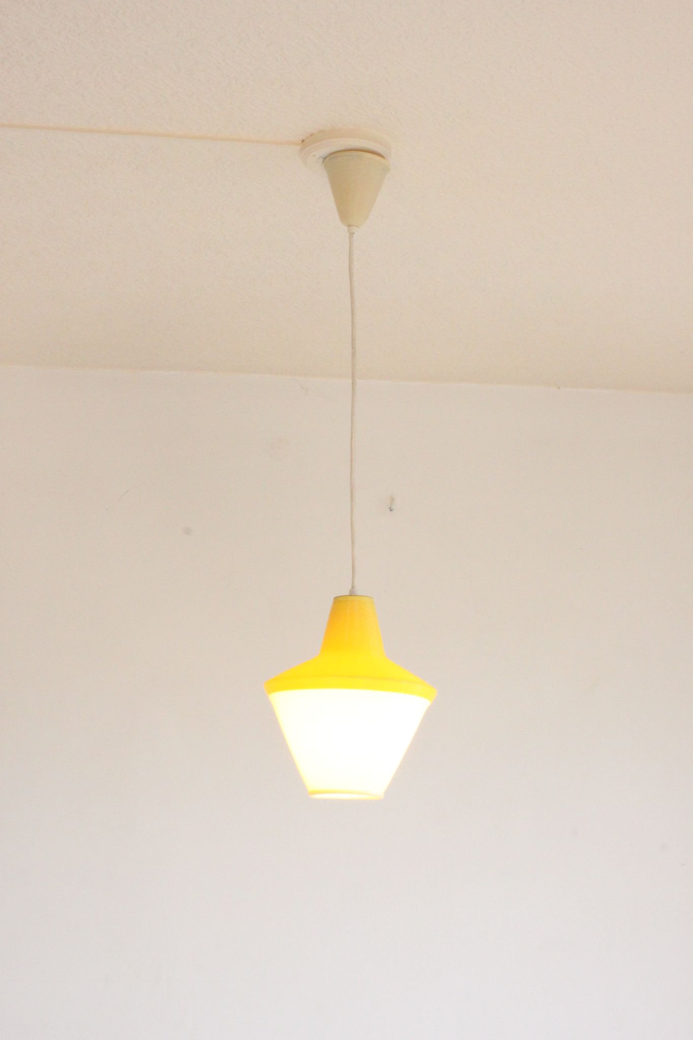 Early plastics cellulose pendant lamp by Atelier de recherche plastique and Rotaflex 1950s.