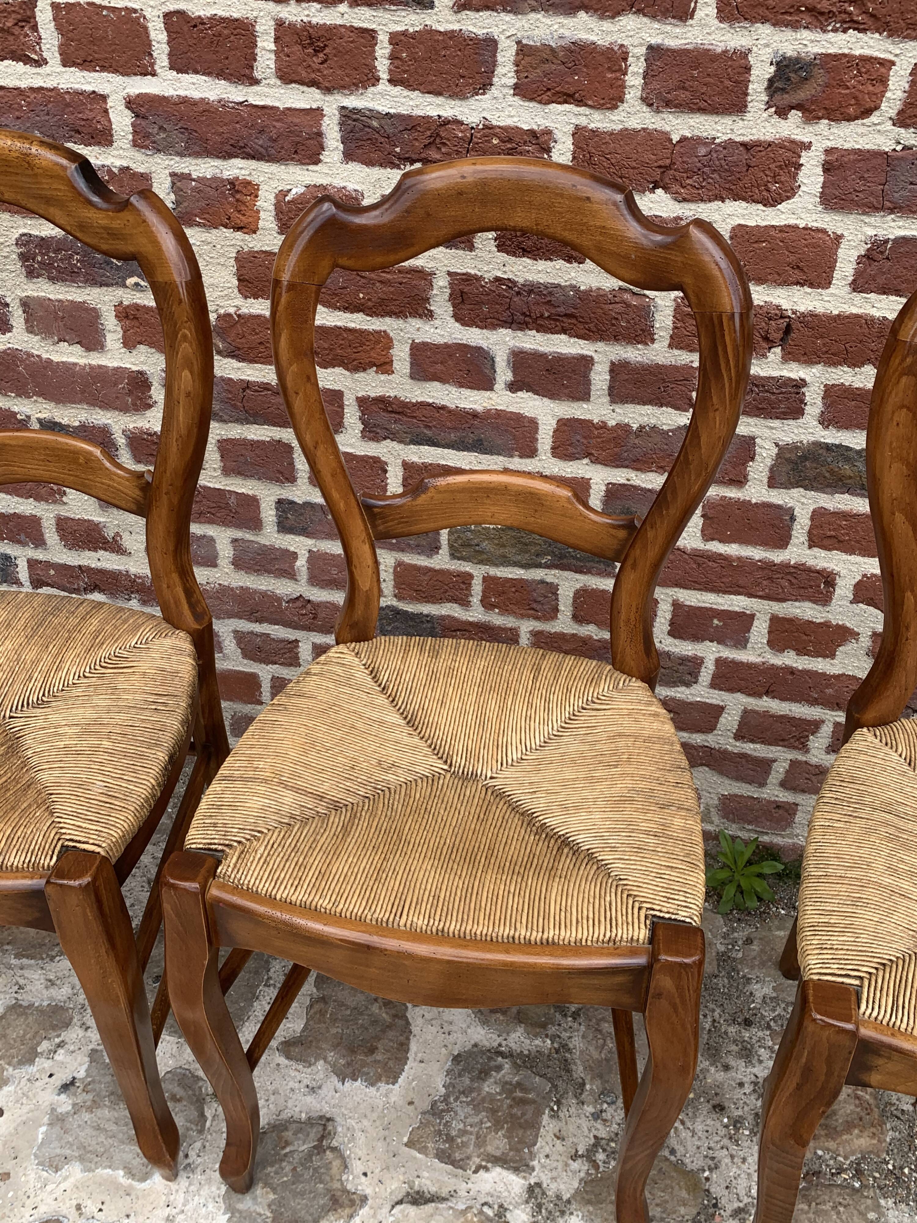 Suite of 8 chairs in cherry Louis Philippe