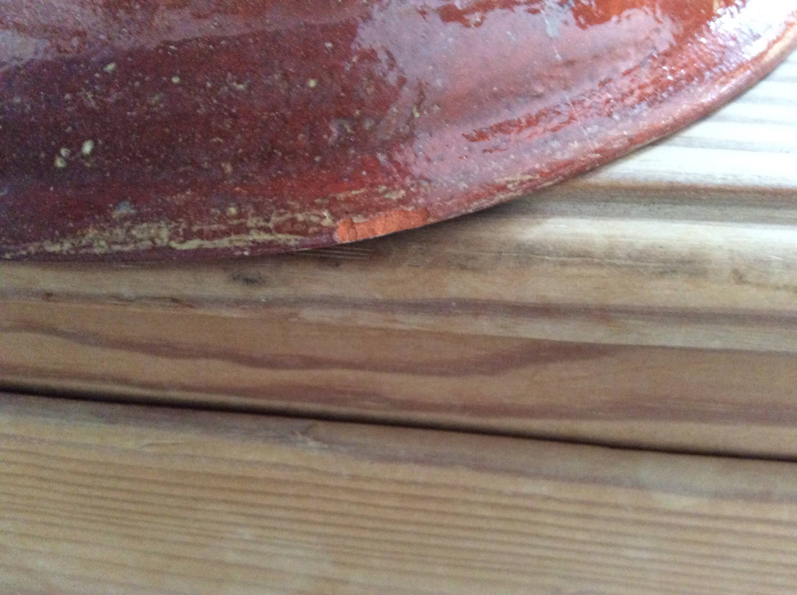 Flat terracotta plates