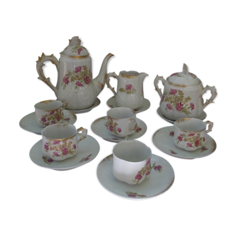 Porcelain coffee or tea service