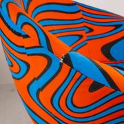 Fauteuil cocktail psychédélique orange et bleue C14 des années 70