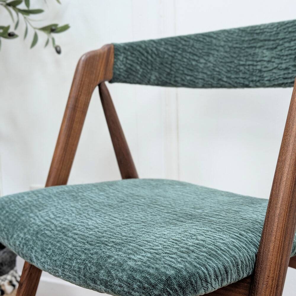 Chaise Farstrup 205 par Thomas Harlev