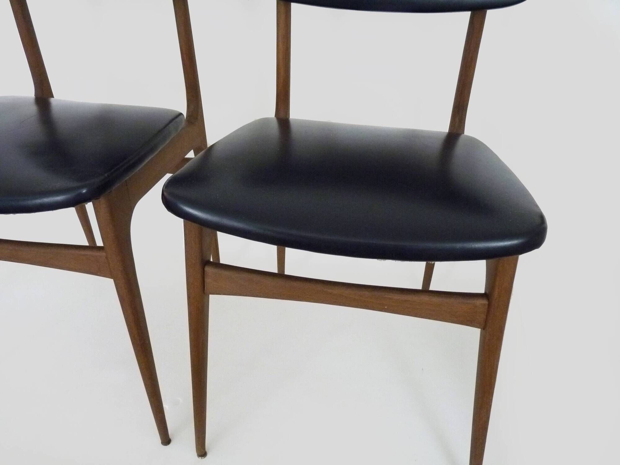 Pair of Scandinavian chairs in beech wood and skai from the 50s