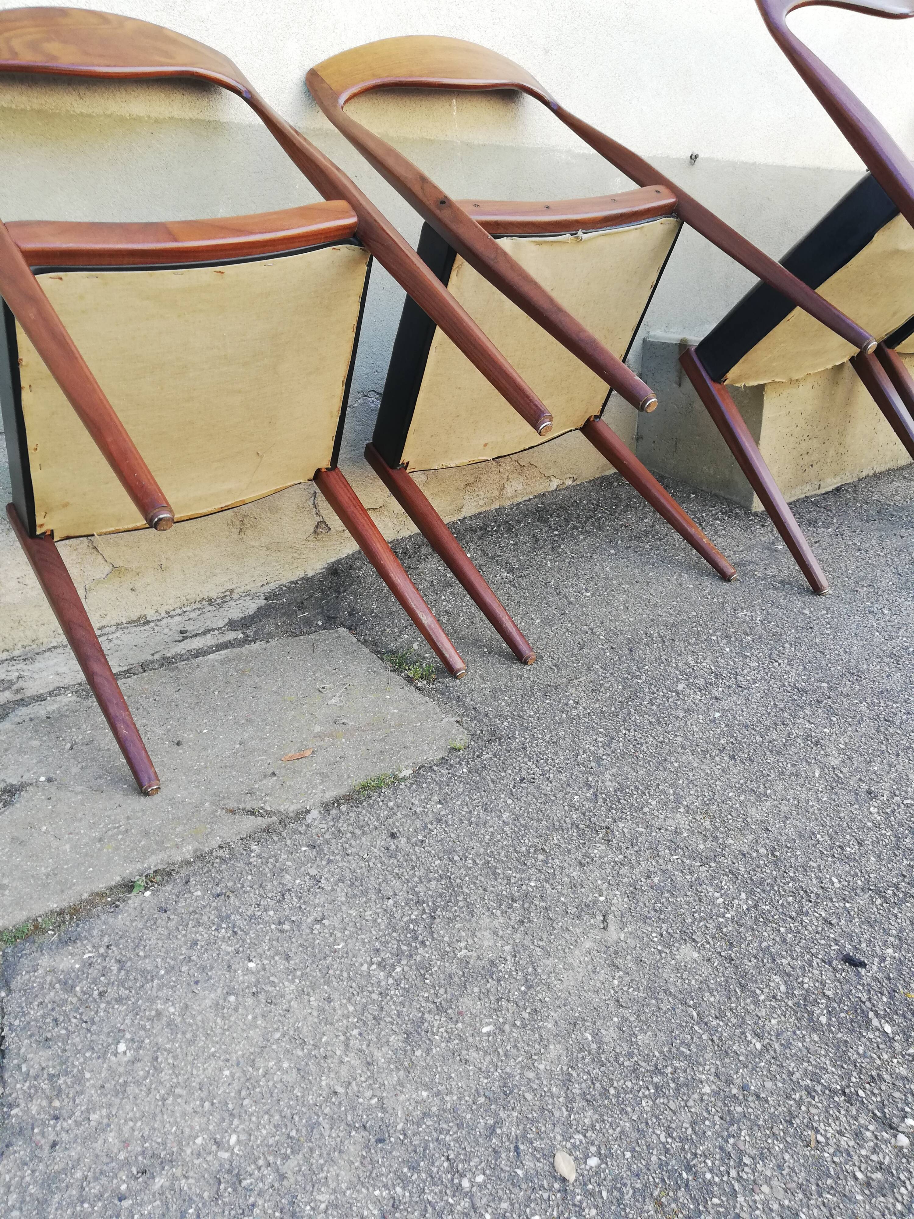 6 chaises scandinaves en skai noir