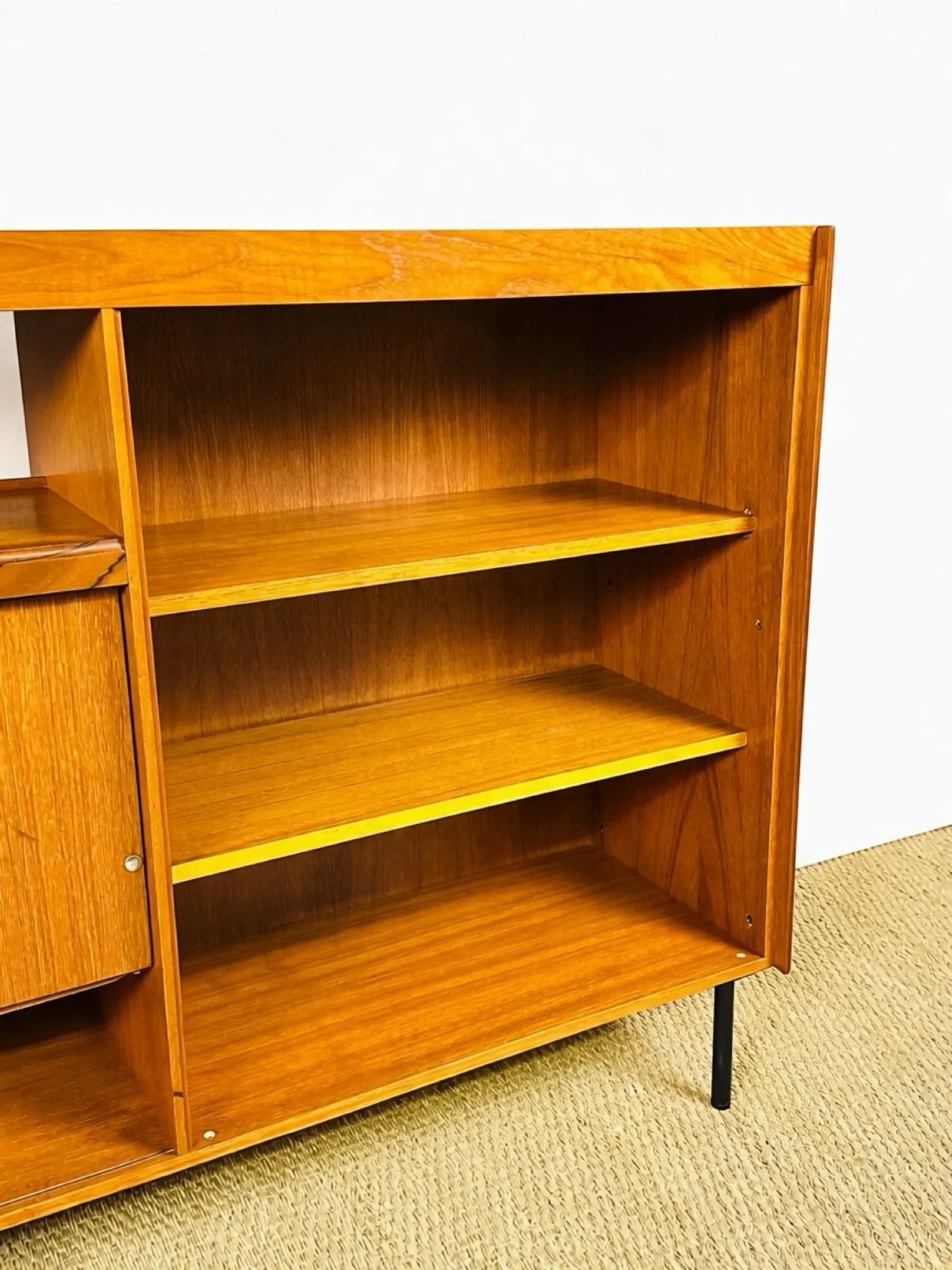 Enfilade scandinave haute en teck 1960