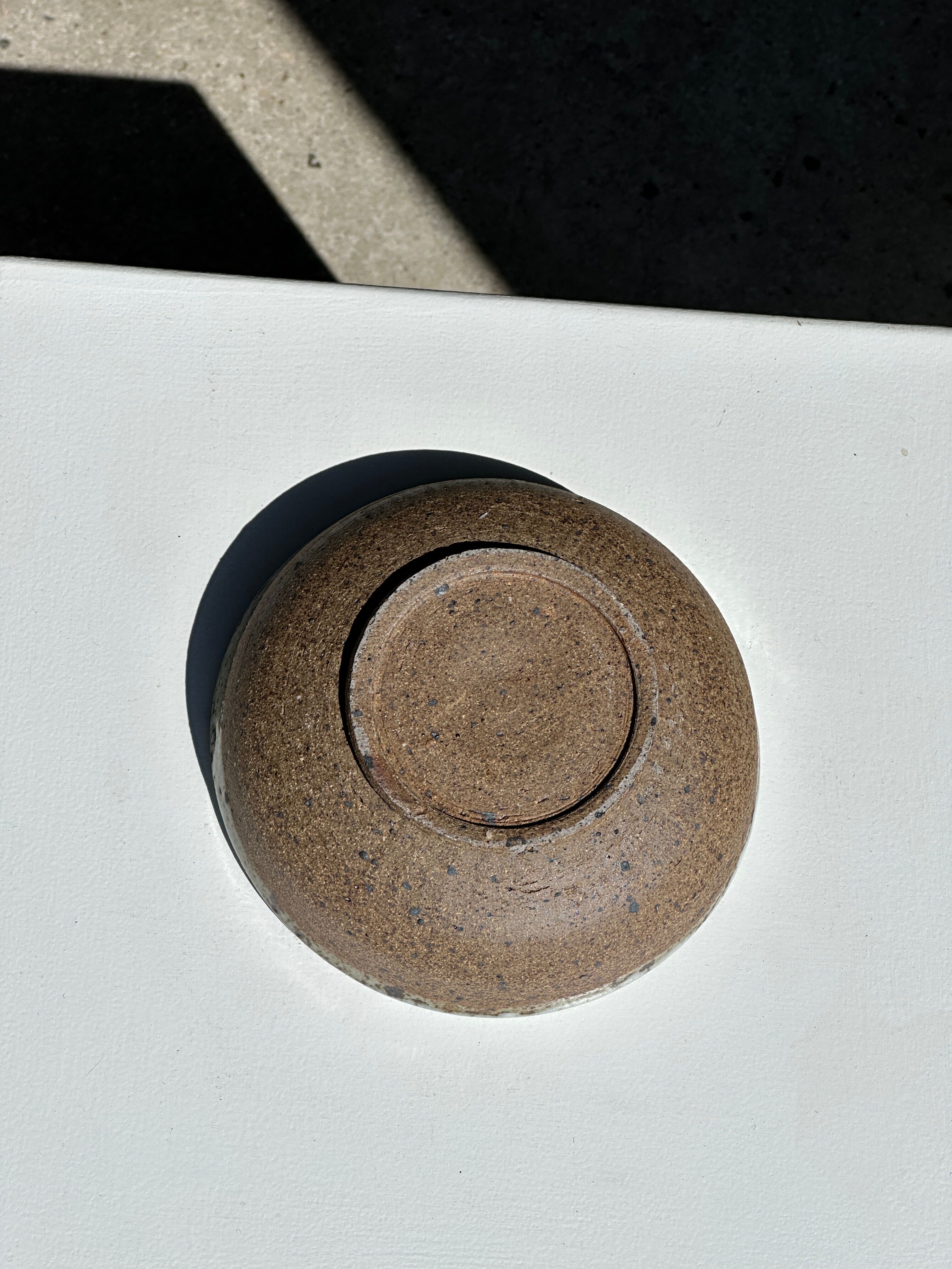 Bol en céramique moucheté et brun mat