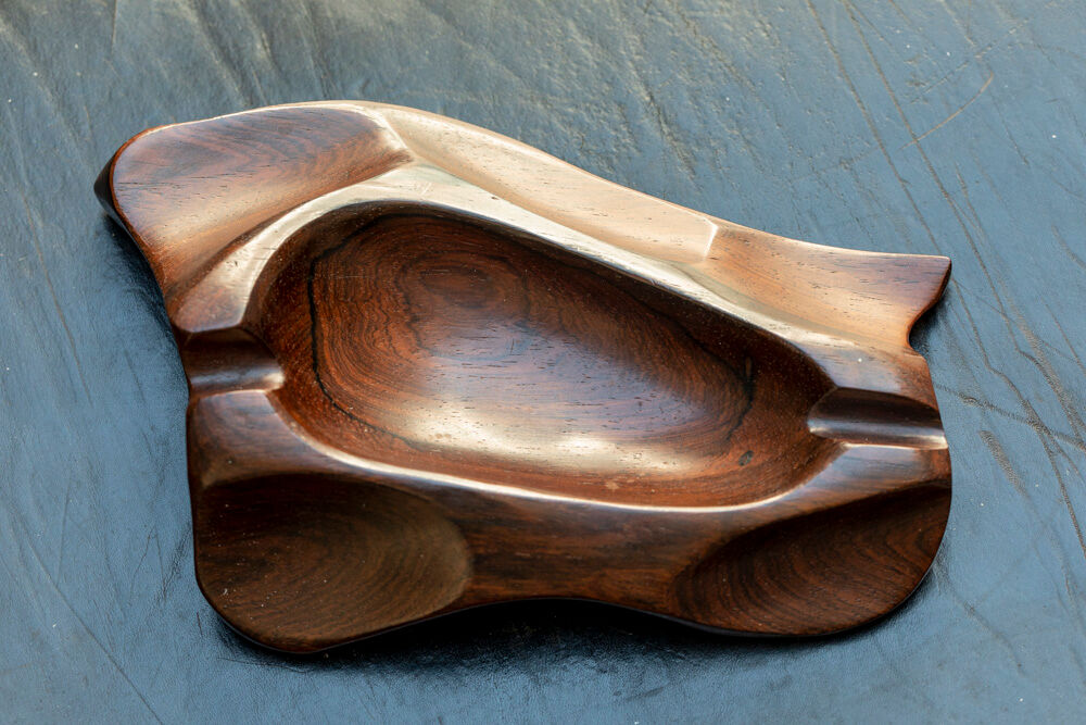 Rosewood pocket vacuum