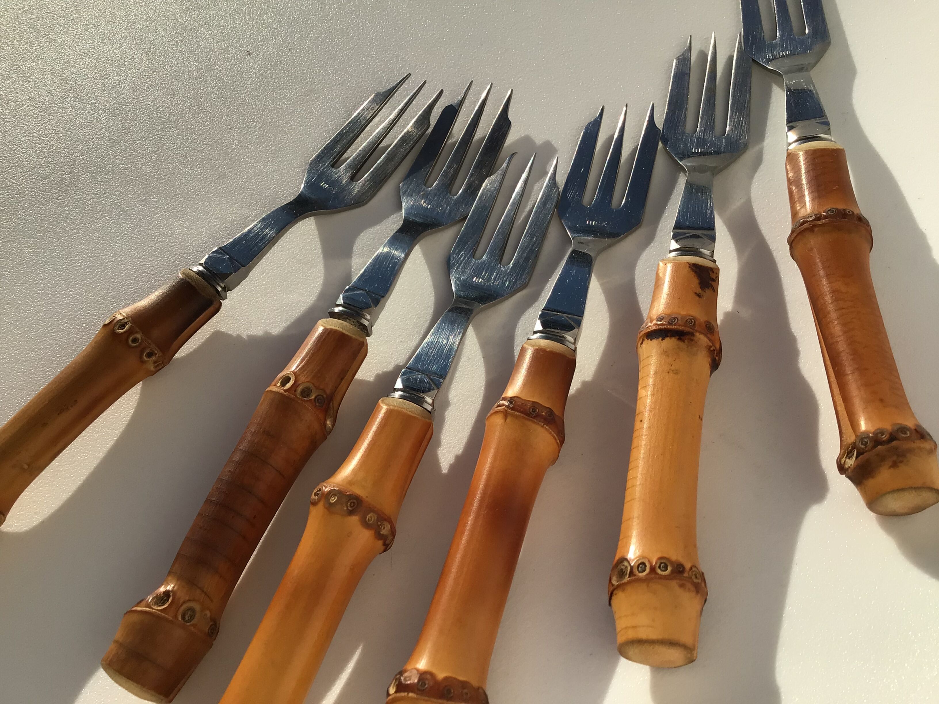 8 bamboo cake forks 60s