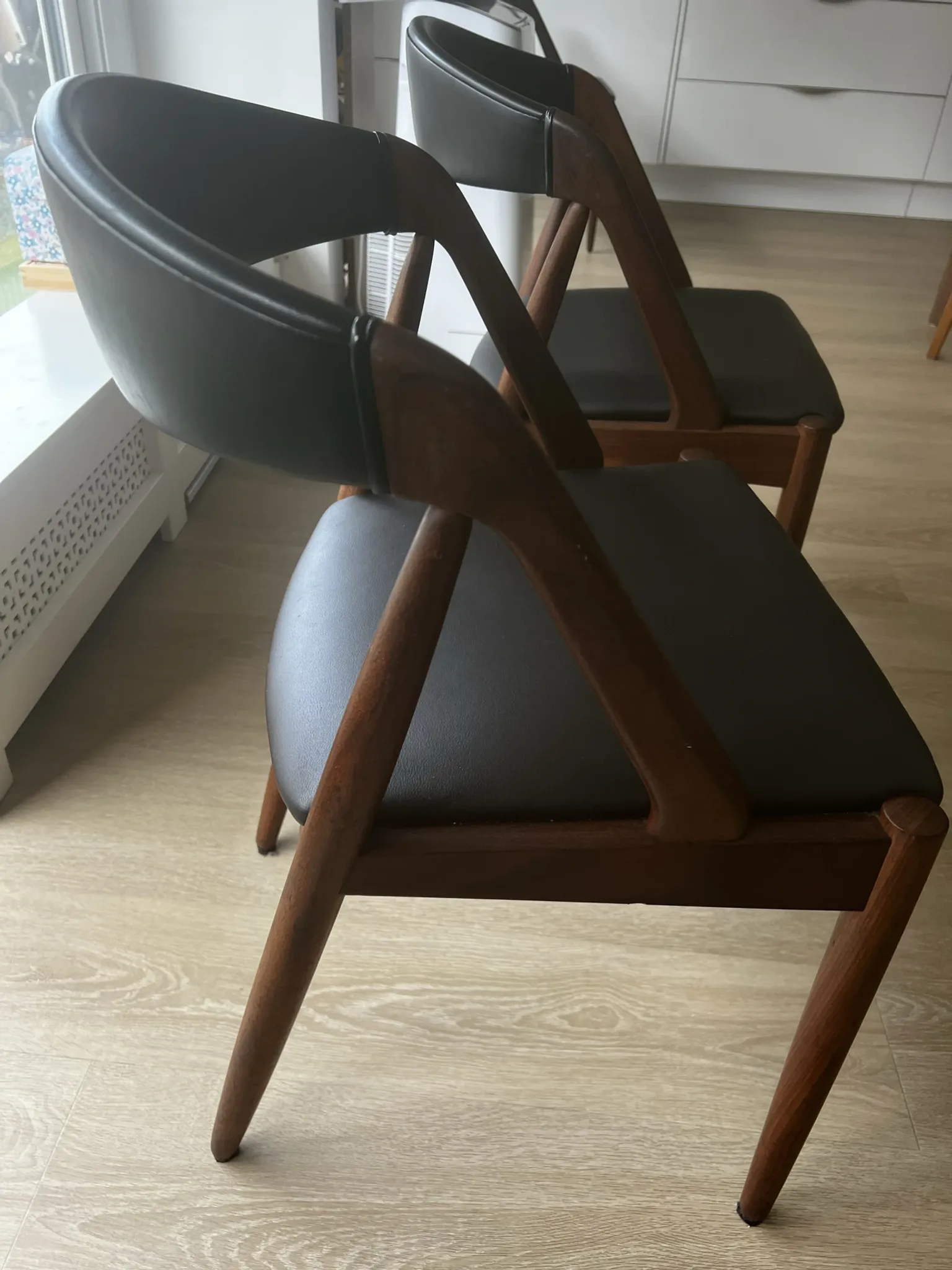 Set of 4 Kai Kristensen model 31 chairs
